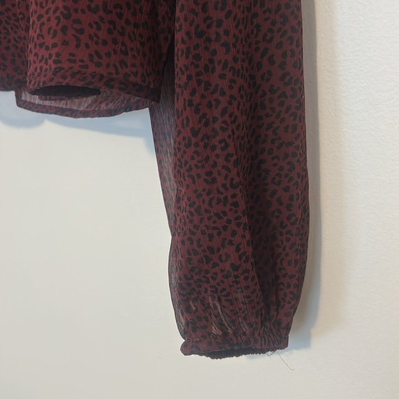Abercrombie & Fitch Sheer Maroon Leopard Print Top, Small - Picture 6 of 11
